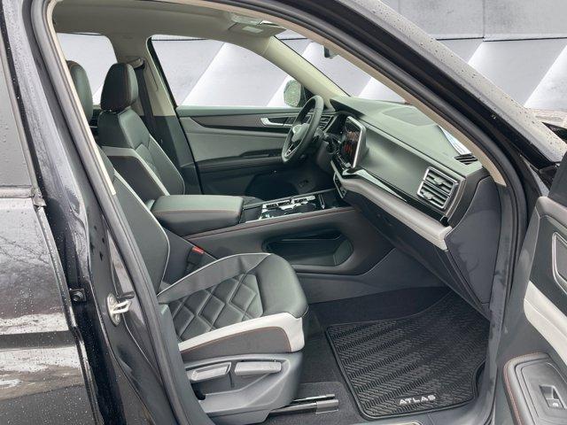 new 2026 Volkswagen Atlas car, priced at $50,423
