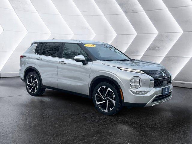 used 2024 Mitsubishi Outlander car, priced at $23,515