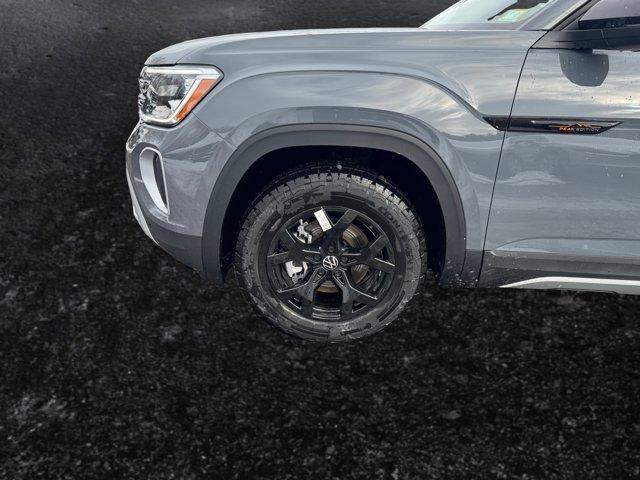 new 2026 Volkswagen Atlas car, priced at $50,878