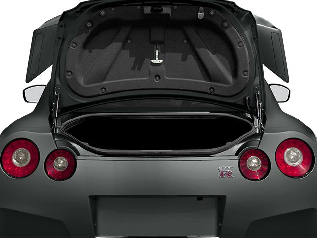 used 2014 Nissan GT-R car