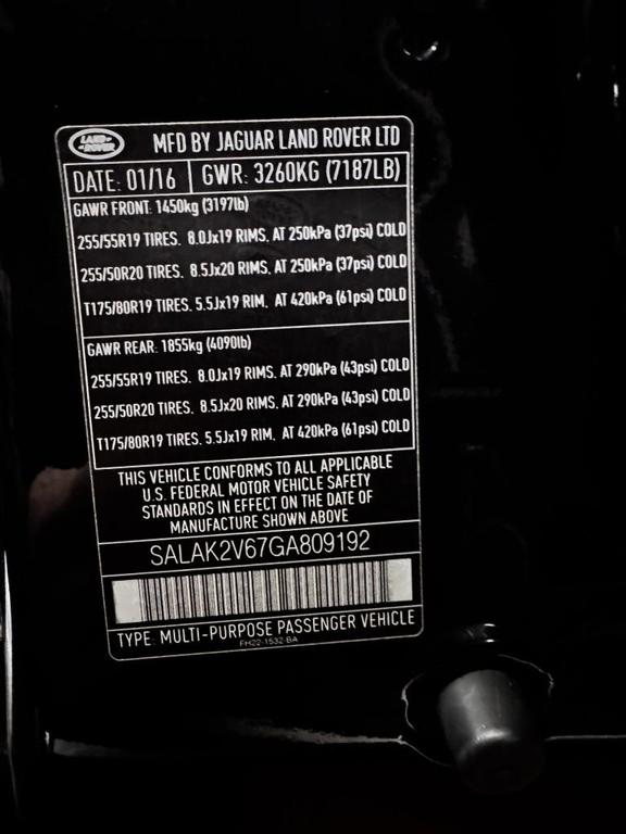 used 2016 Land Rover LR4 car, priced at $17,900