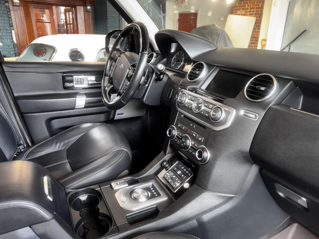 used 2016 Land Rover LR4 car, priced at $17,900