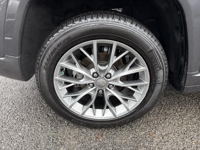 used 2025 Jeep Grand Cherokee car, priced at $46,700