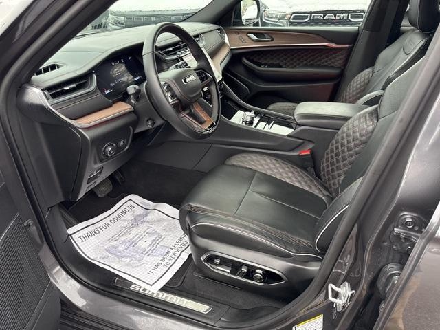 used 2025 Jeep Grand Cherokee car, priced at $46,700