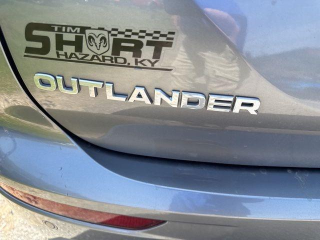 used 2024 Mitsubishi Outlander car, priced at $26,896
