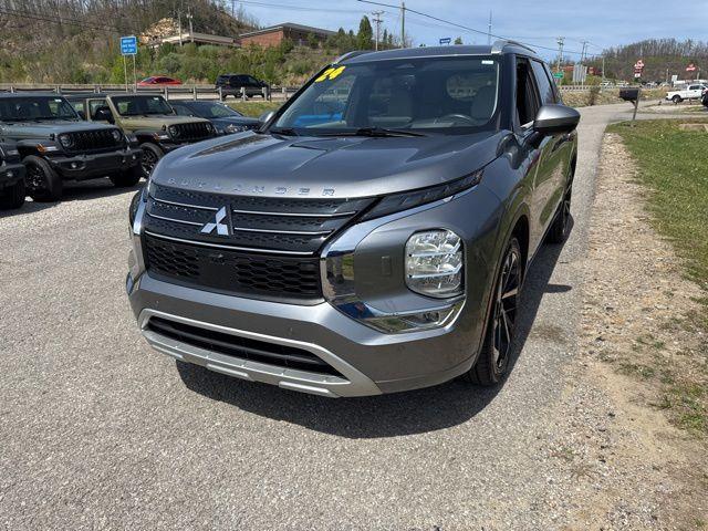 used 2024 Mitsubishi Outlander car, priced at $26,896