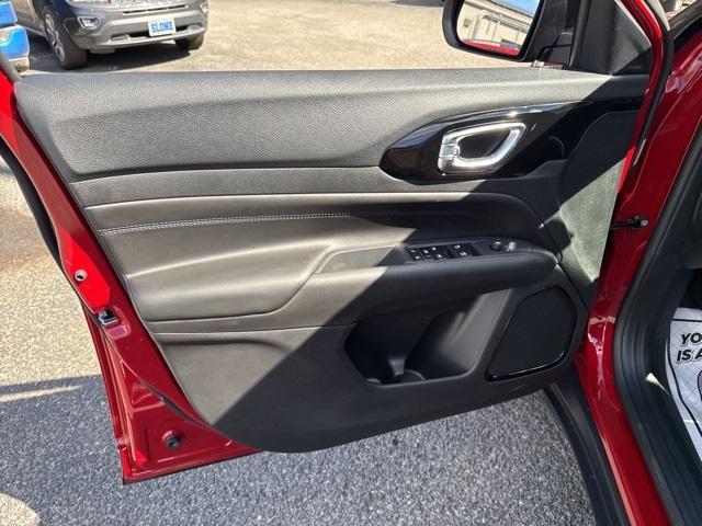 new 2026 Jeep Compass car, priced at $30,797