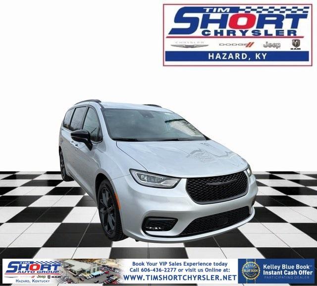 new 2026 Chrysler Pacifica car, priced at $40,397