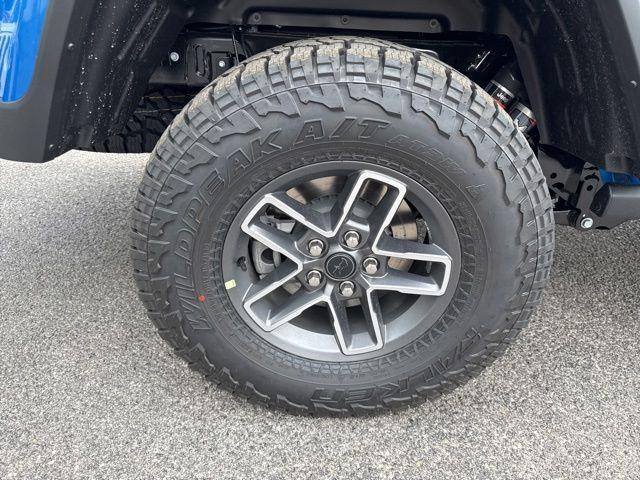 new 2026 Jeep Gladiator car, priced at $46,997