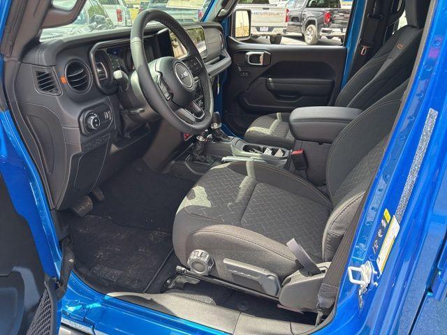 new 2026 Jeep Gladiator car, priced at $46,997