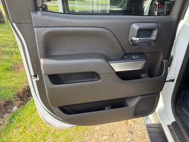 used 2018 Chevrolet Silverado 1500 car, priced at $27,996