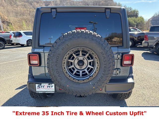 new 2026 Jeep Wrangler car, priced at $46,597