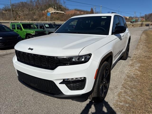 new 2025 Jeep Grand Cherokee car, priced at $48,497