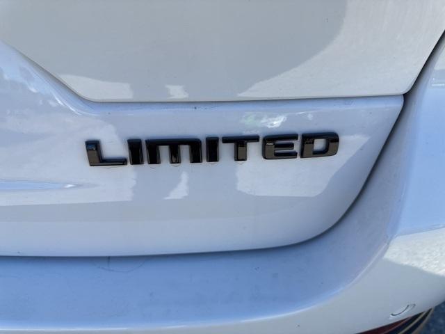 new 2025 Jeep Grand Cherokee car, priced at $48,497