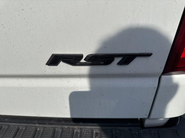 used 2022 Chevrolet Silverado 1500 car, priced at $37,725