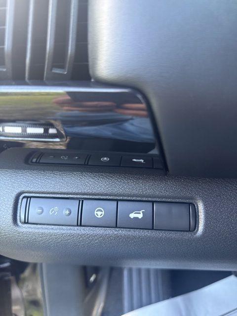 used 2025 Nissan Pathfinder car, priced at $32,500