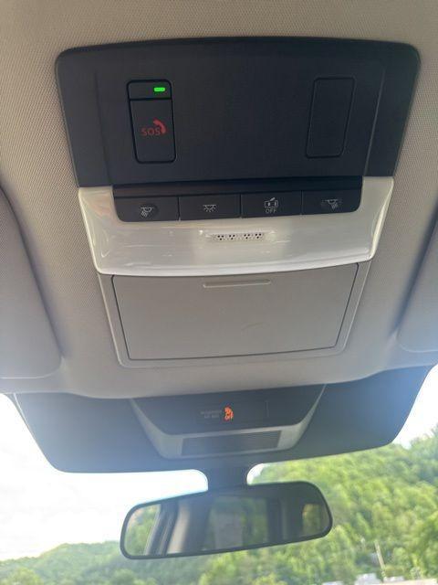 used 2025 Nissan Pathfinder car, priced at $32,500