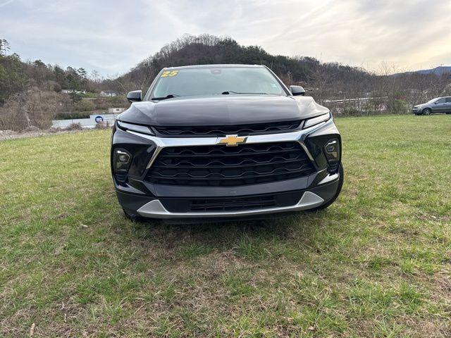 used 2025 Chevrolet Blazer car, priced at $25,995