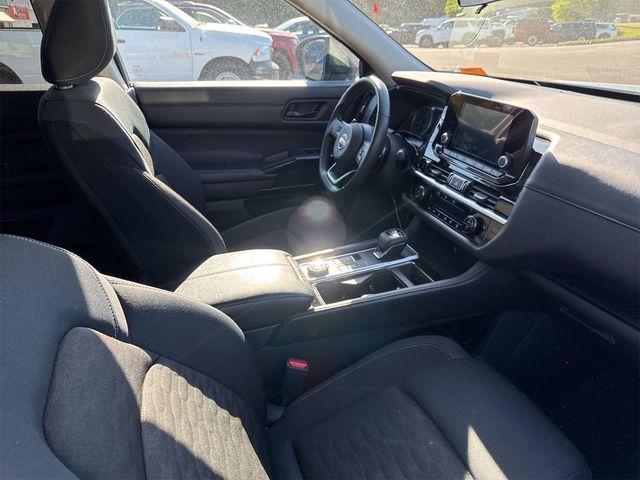 used 2025 Nissan Pathfinder car, priced at $32,500