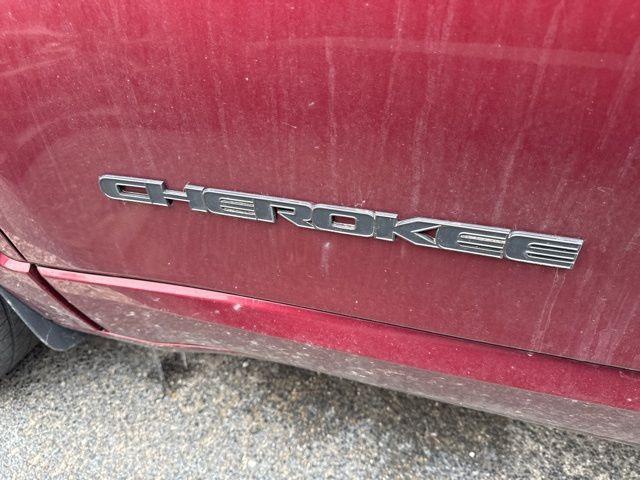 used 2020 Jeep Cherokee car, priced at $20,996