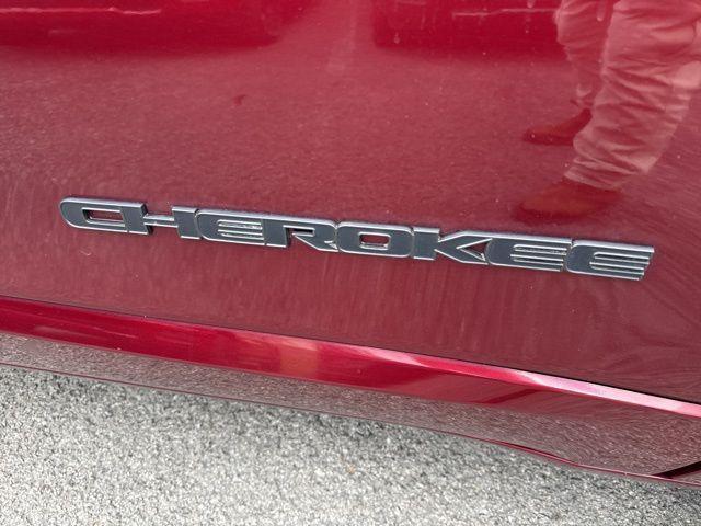 used 2020 Jeep Cherokee car, priced at $19,996