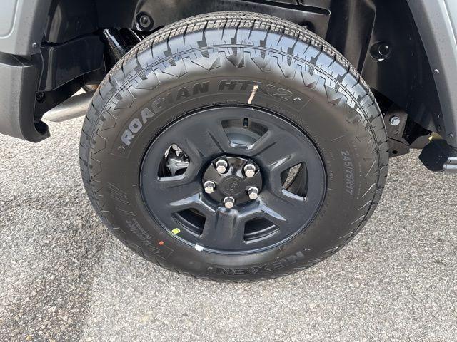 new 2026 Jeep Wrangler car, priced at $40,097