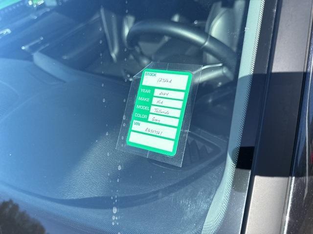 used 2024 Kia Telluride car, priced at $32,700