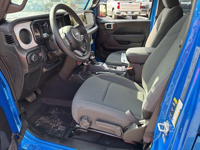 new 2026 Jeep Gladiator car, priced at $43,697