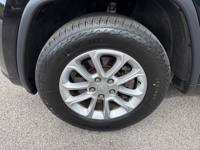 used 2021 Jeep Grand Cherokee car, priced at $17,500