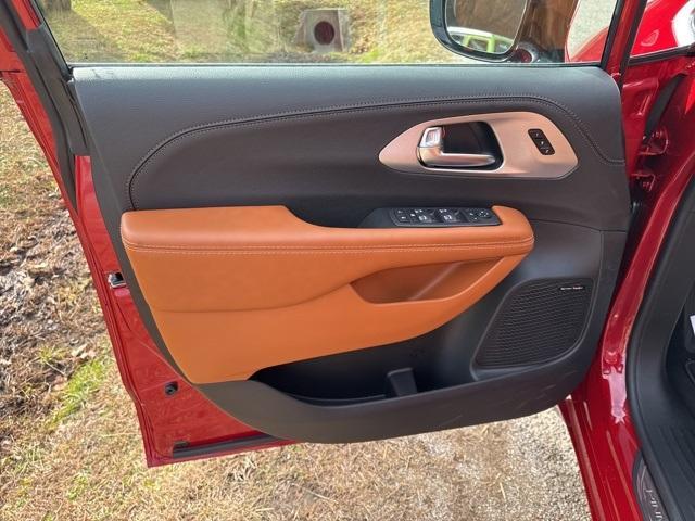 new 2026 Chrysler Pacifica car, priced at $54,997