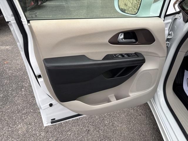 used 2019 Chrysler Pacifica car, priced at $17,900