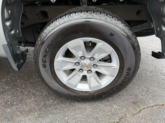 used 2025 Chevrolet Silverado 1500 car, priced at $40,800