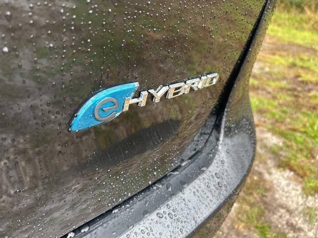 used 2023 Chrysler Pacifica Hybrid car, priced at $25,996