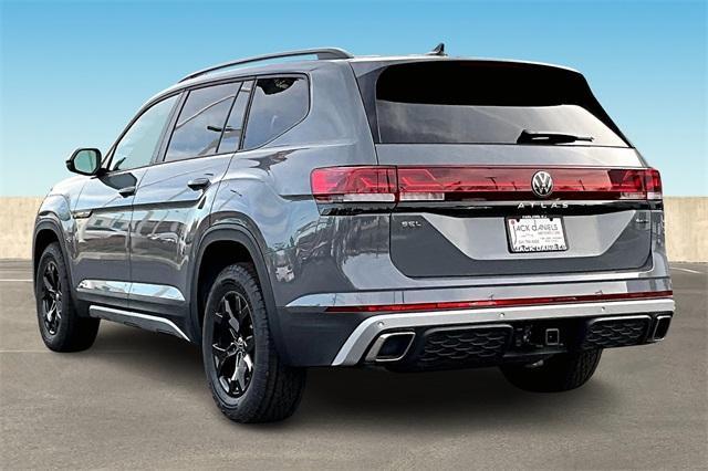 new 2024 Volkswagen Atlas car, priced at $53,481