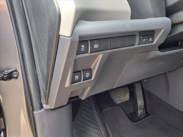 used 2023 Toyota Sienna car, priced at $39,987