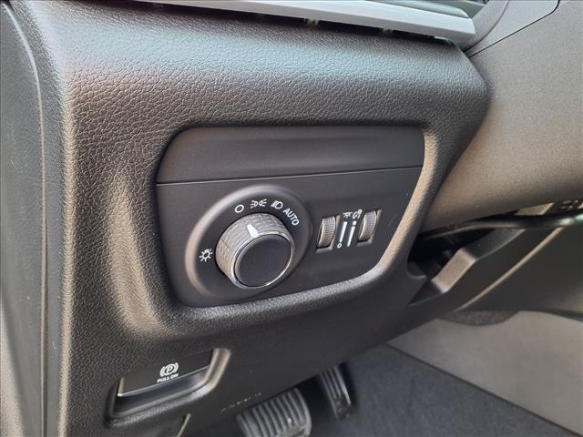 new 2025 Jeep Grand Cherokee L car, priced at $37,968