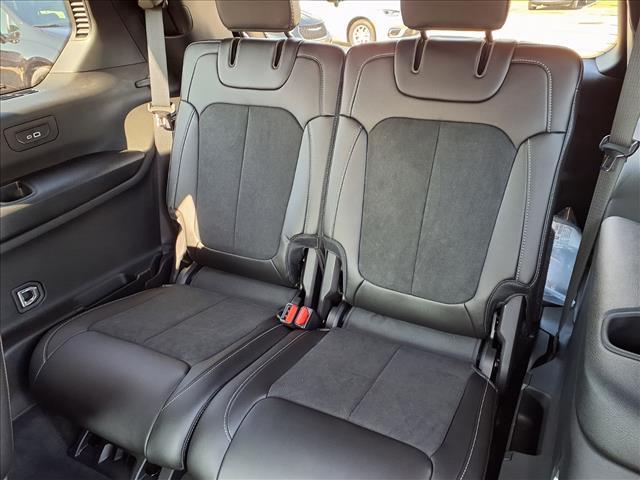 new 2025 Jeep Grand Cherokee L car, priced at $42,944