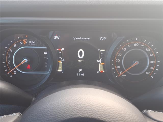 new 2025 Jeep Gladiator car, priced at $43,922