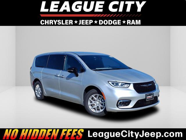 new 2026 Chrysler Pacifica car, priced at $40,710