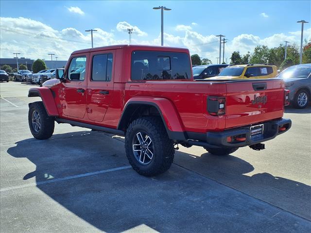 new 2026 Jeep Gladiator car, priced at $63,585