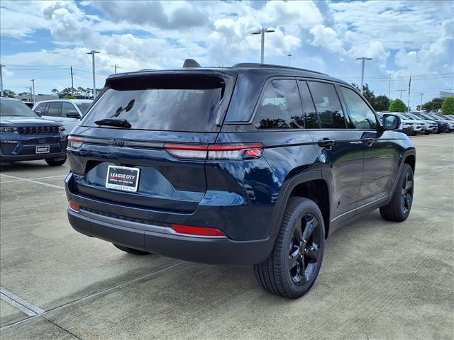 new 2026 Jeep Grand Cherokee car, priced at $47,924