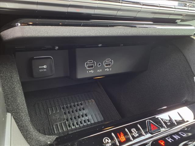 new 2026 Jeep Grand Wagoneer L car, priced at $75,305