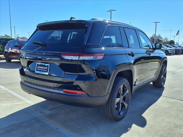 new 2026 Jeep Grand Cherokee car, priced at $43,331