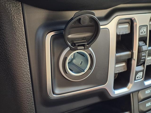 new 2026 Jeep Gladiator car, priced at $44,002