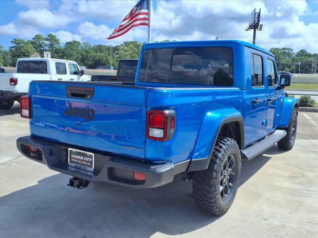 new 2025 Jeep Gladiator car, priced at $51,745