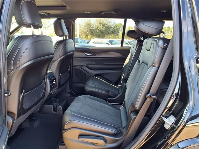 new 2025 Jeep Grand Cherokee L car, priced at $41,974