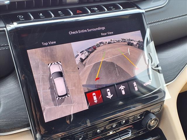 new 2025 Jeep Grand Cherokee car, priced at $45,193