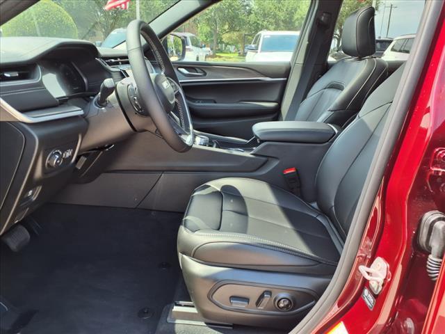 new 2025 Jeep Grand Cherokee L car, priced at $45,076