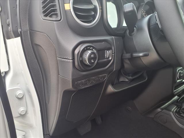 new 2026 Jeep Gladiator car, priced at $42,392
