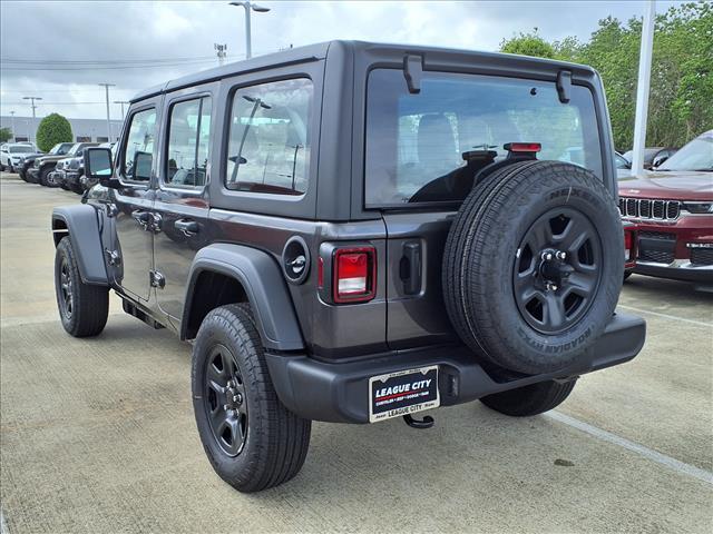 new 2026 Jeep Wrangler car, priced at $38,622